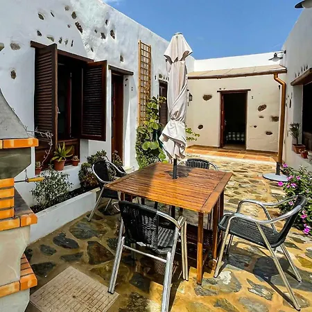 Eco Reyna House Hébergement de vacances